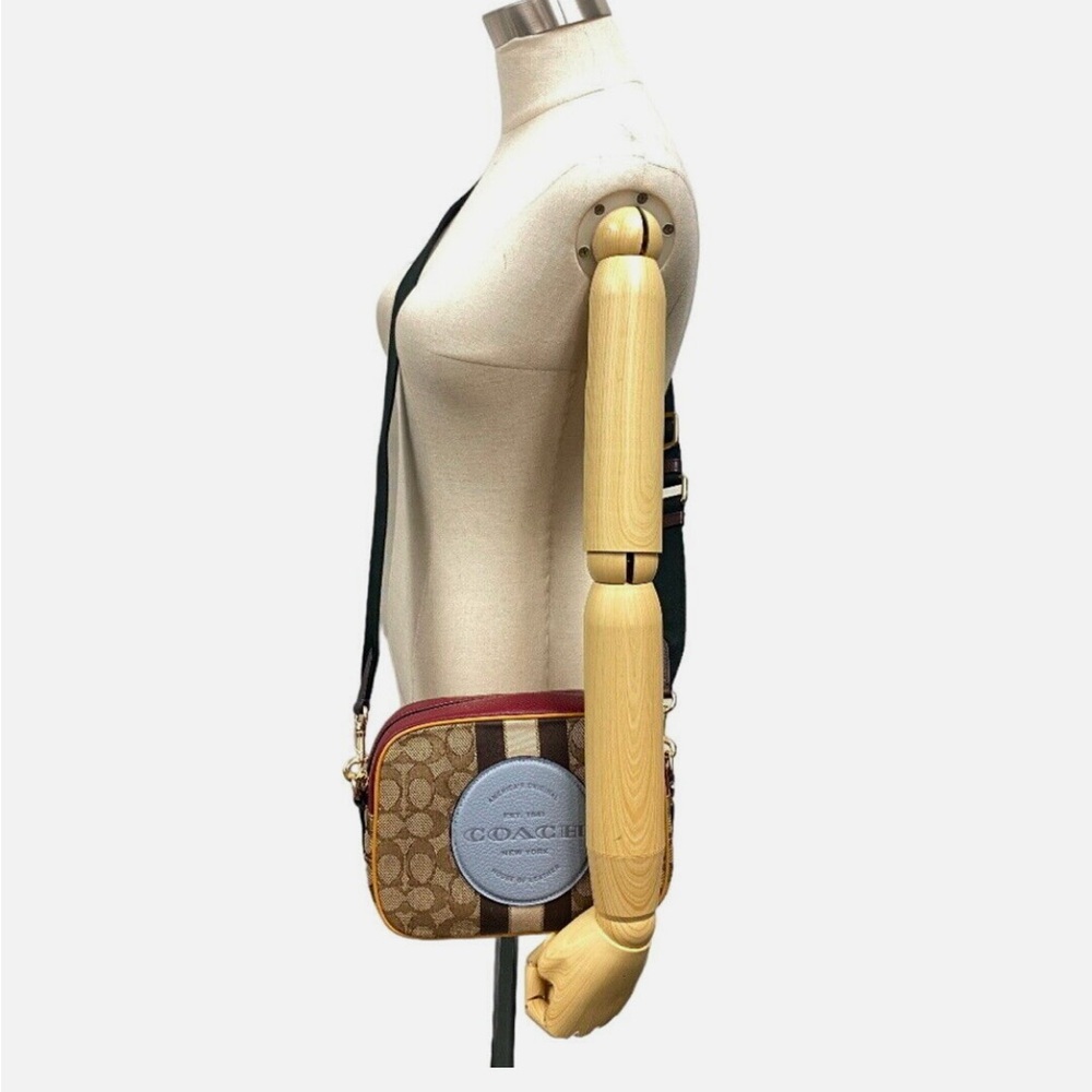 Coach Dempsey Camera Bag in Signature Jacquard with Patch - Picture 5 of 14